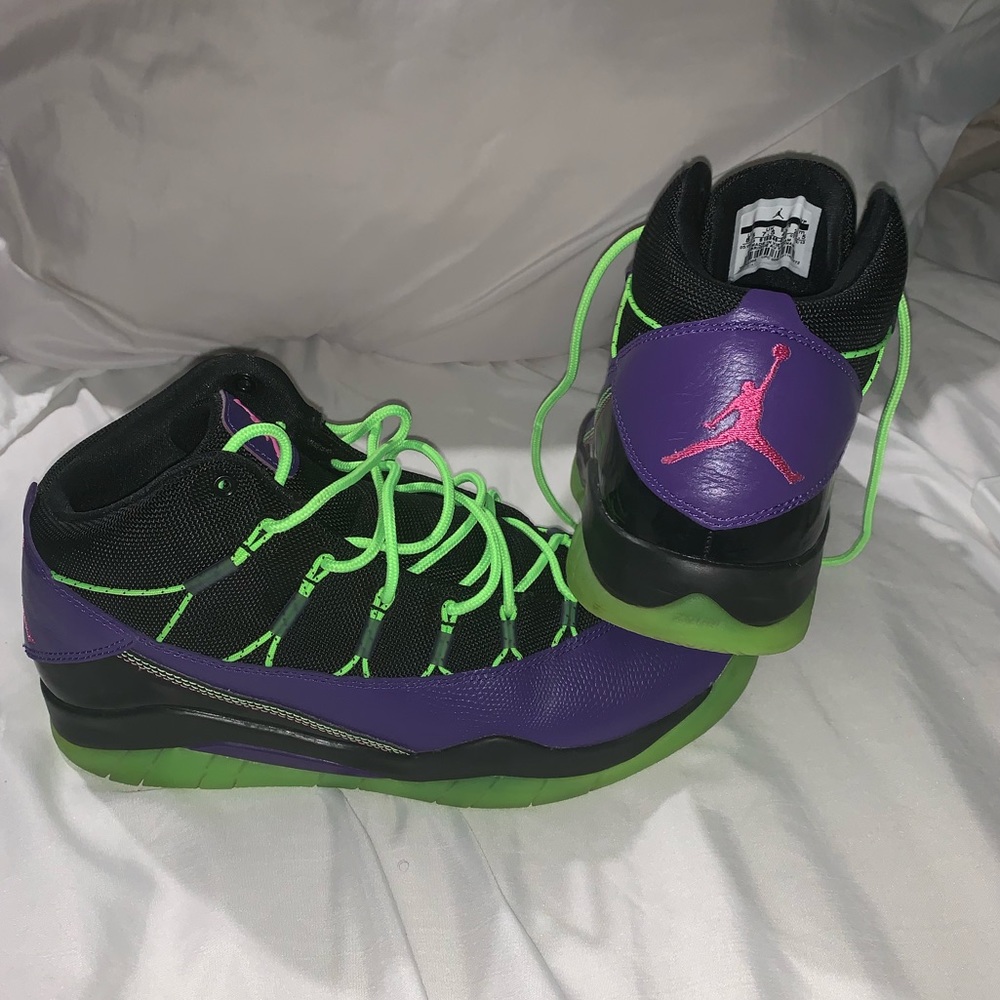 SOLD Air Jordan’s - Picture 3 of 3